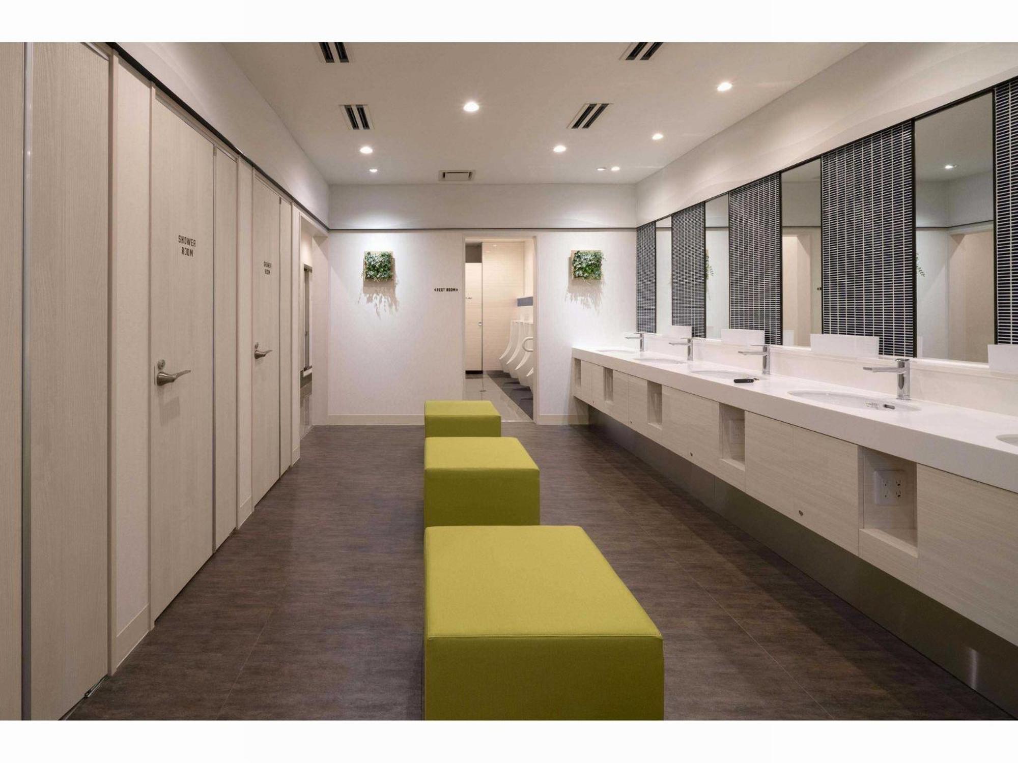 Capsule Hotel J Garden Shin-Osaka Dış mekan fotoğraf