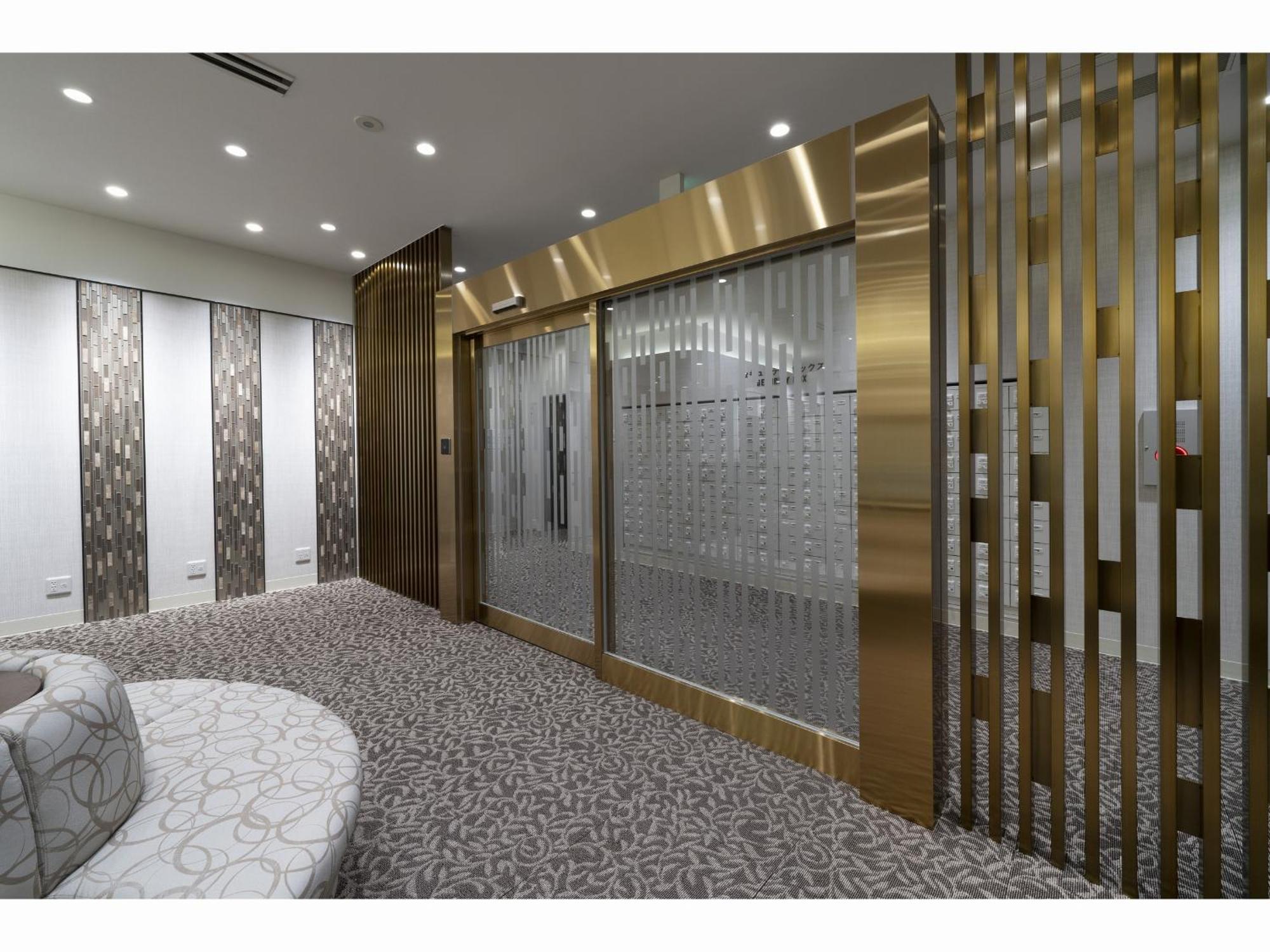 Capsule Hotel J Garden Shin-Osaka Dış mekan fotoğraf