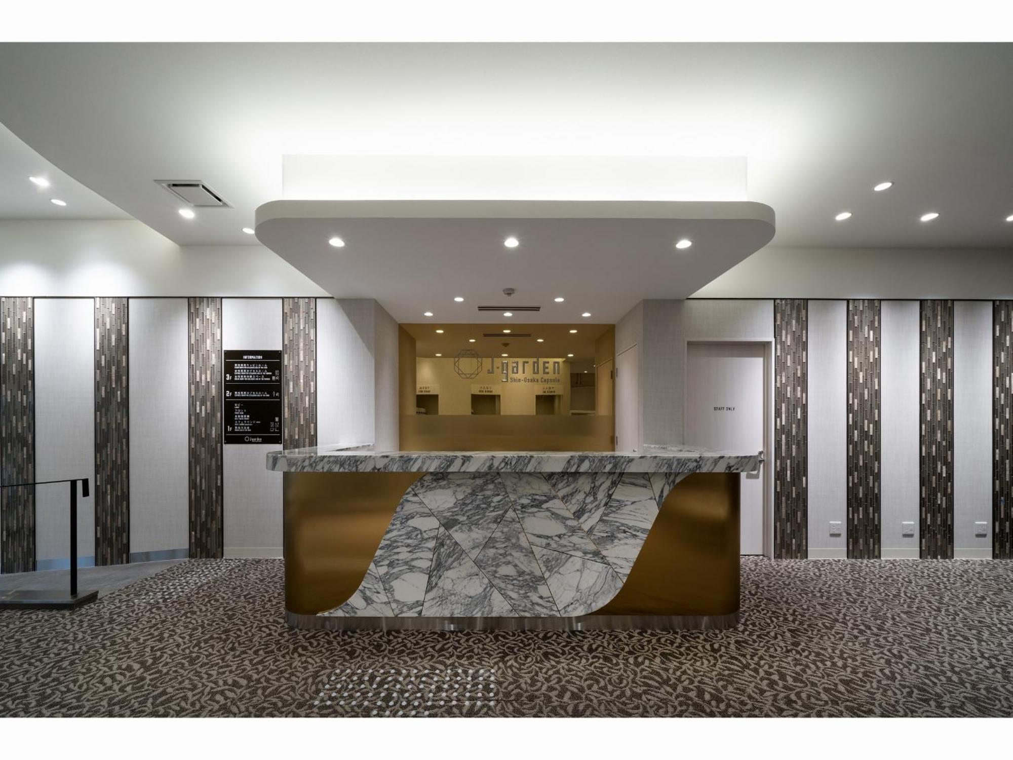 Capsule Hotel J Garden Shin-Osaka Dış mekan fotoğraf